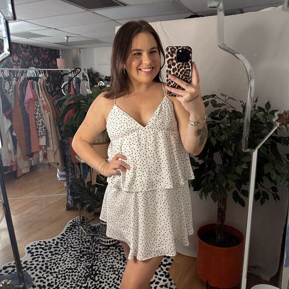 Bardot Spotty Tiered V-Neck Mini Dress in Orchid White Size 6/S - Picture 1 of 7